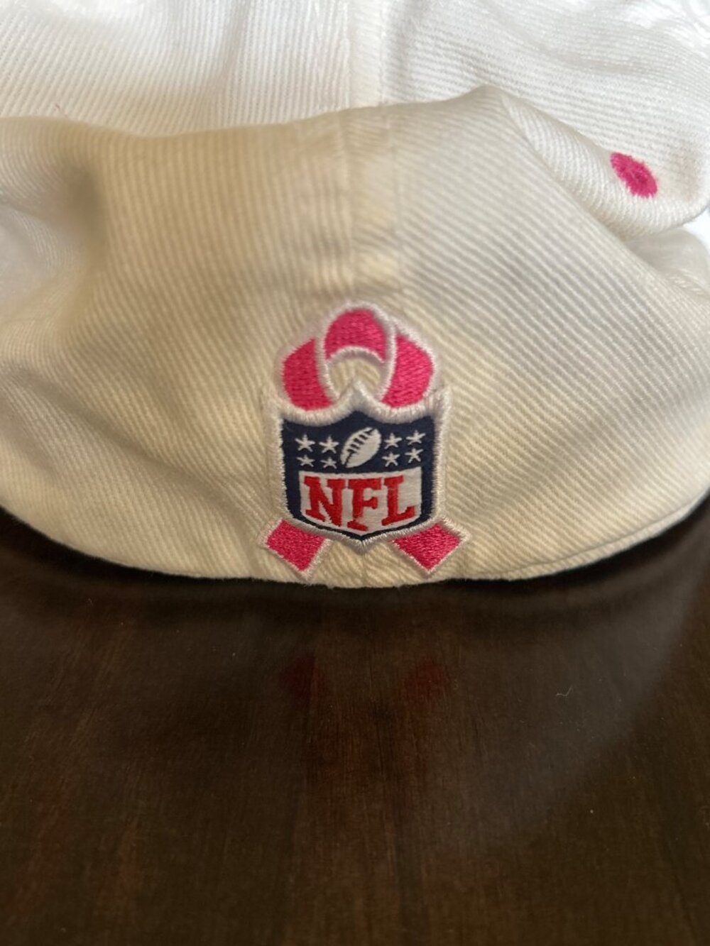 Chicago Bears Flexfit NFL Breast Cancer Awareness Cap White/Pink Embroidered Log - Picture 2 of 13